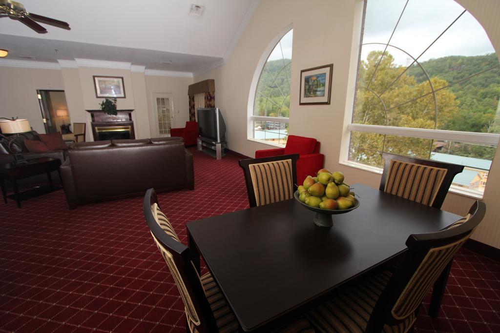Black Bear Inn&Suites Gatlinburg Exterior foto